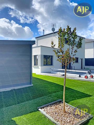 Maison à vendre Carquefou - 7 pièces, 142m² avec 4 chambre(s) à 728 000€ - AJP Immobilier Carquefou