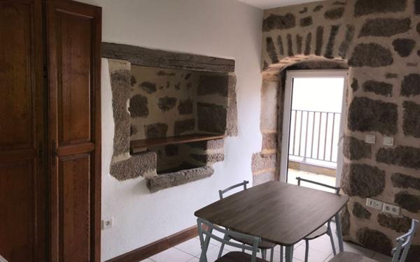 Appartement à louer    1 pièce • 25 m2 Mende