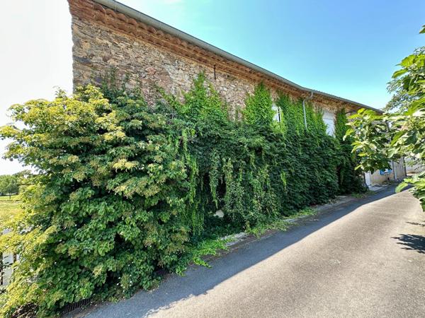 Maison de village en pierre