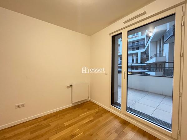 Location Appartement 3 pièces 76.88 m² - Courbevoie 92400