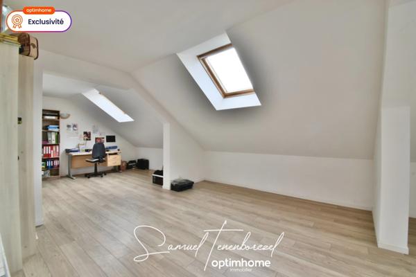 Maison familiale de 196 m² avec 4 chambres, double garage et grand terrain – Beuzeville (27210)
