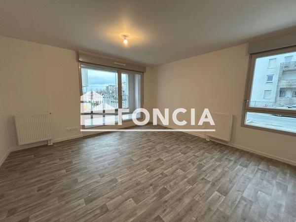 Location Appartement 3 pièces 66 m² - RUE PIERRE MENDES FRANCE Colombelles 14460