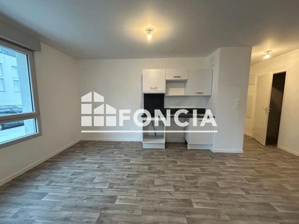 Location Appartement 3 pièces 66 m² - RUE PIERRE MENDES FRANCE Colombelles 14460