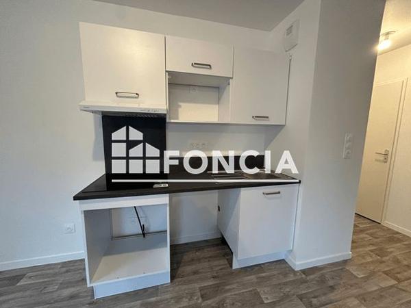 Location Appartement 3 pièces 66 m² - RUE PIERRE MENDES FRANCE Colombelles 14460