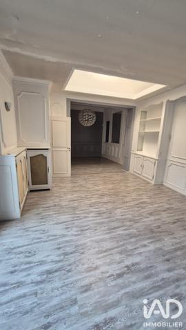 Maison à vendre 8 pièces 198 m² Saint-Amand-les-Eaux