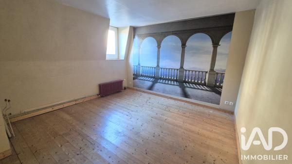 Maison à vendre 8 pièces 198 m² Saint-Amand-les-Eaux