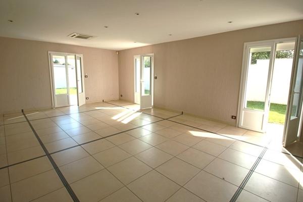 Maison à vendre |  Poitiers |  6 pièces | 242 m²