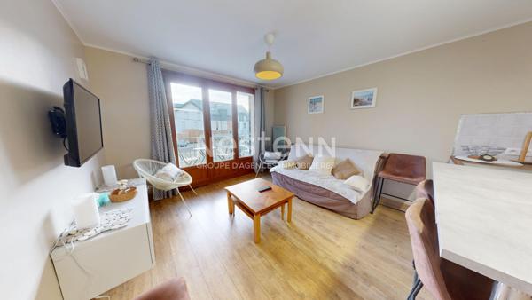 Appartement Sainte-Cécile 2 pièces cabine 41 m2 -Exposition SUD - Vue latérale mer -150M de la plage-meublé