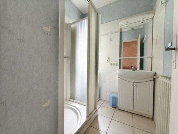 maison située dans le centre de Combourg