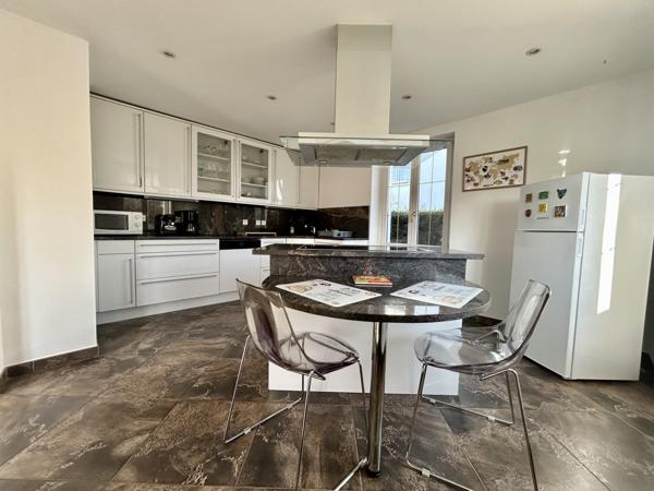 Colmar (68000) Maison 4/5P, 120m2, terrain 5,20A, Colmar sud