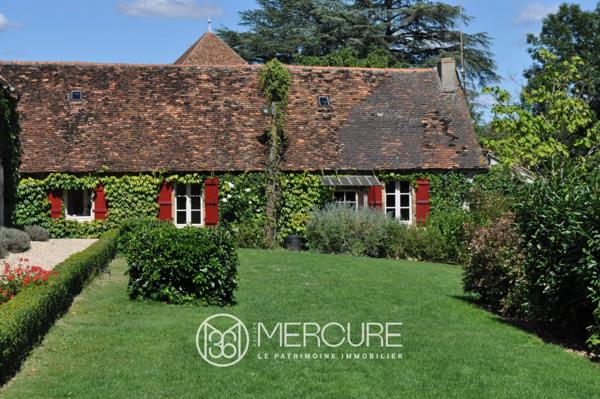 Propriété à Coulonges-les-Hérolles