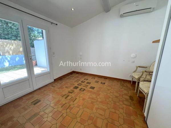 Vente                                                      Maison
                        
                     3 pièces                      47 m2                     à Grimaud