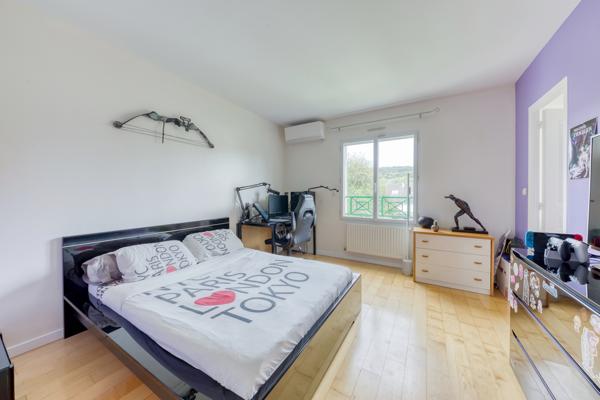 Igny (91430) MAISON 186m2 - 5 CHAMBRES - BEAU TERRAIN - QUARTIER DE LA FERME IGNY