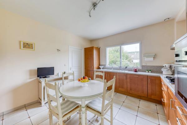 Igny (91430) MAISON 186m2 - 5 CHAMBRES - BEAU TERRAIN - QUARTIER DE LA FERME IGNY