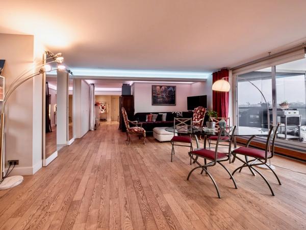 PUTEAUX Front de Seine, 5 pièces, 139 m²