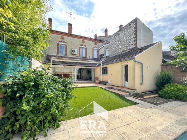 Maison Albi-fac 238 m2 avec garage jardin et piscine