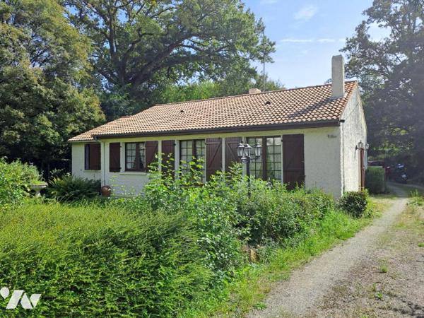 A VENDRE à ST JEAN DE BOISEAU - Maison 3 chambres avec garage sur terrain de 1.148m2