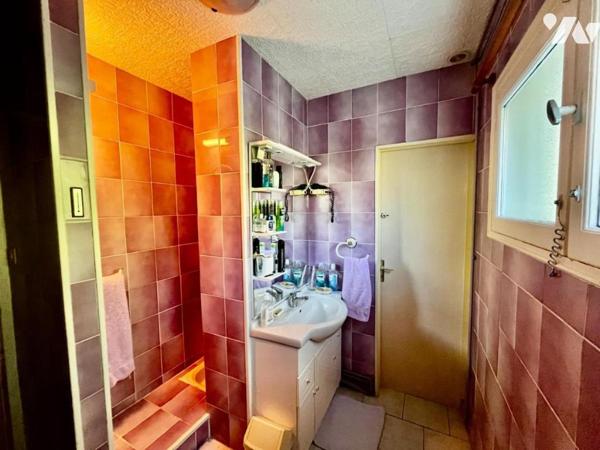 Villa composée de deux appartements BAGNOLS SUR CEZE