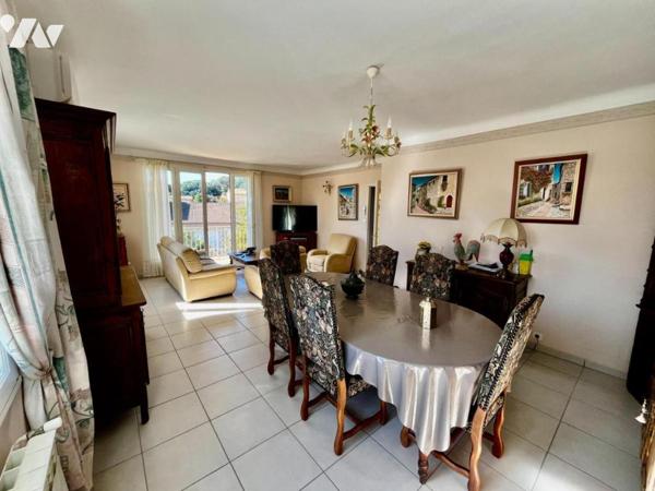 Villa composée de deux appartements BAGNOLS SUR CEZE