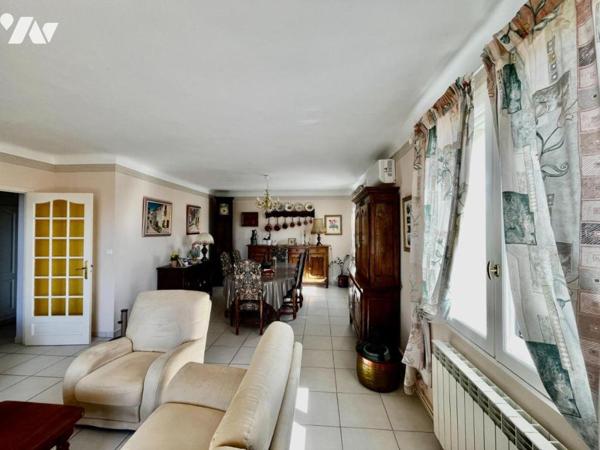 Villa composée de deux appartements BAGNOLS SUR CEZE