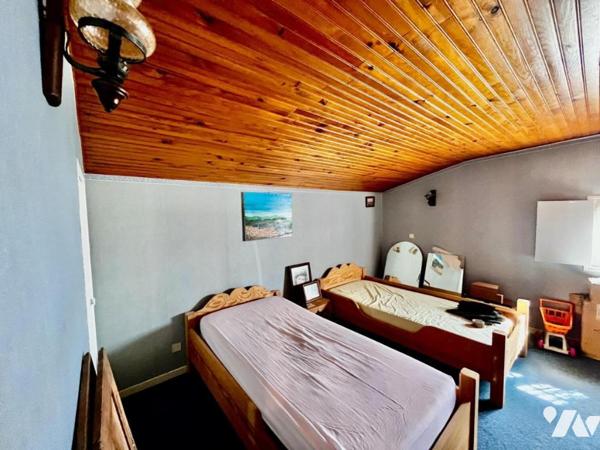 Villa composée de deux appartements BAGNOLS SUR CEZE