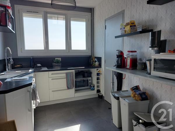 Appartement T3 à vendre  3 pièces - 76,47 m2 FOUGERES - 35