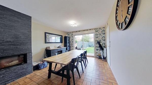 Maison 4 chambres, un bureau et un garage