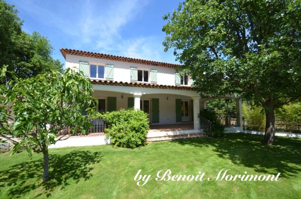 Maison à vendre 7 pièces LES ARCS (83)