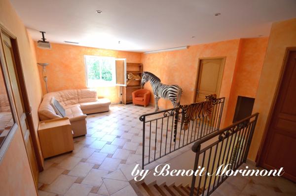 Maison à vendre 7 pièces LES ARCS (83)