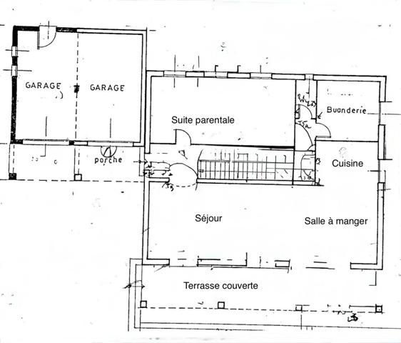 Maison à vendre 7 pièces LES ARCS (83)