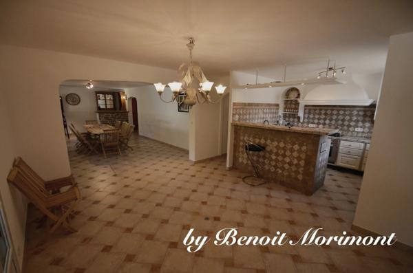 Maison à vendre 7 pièces LES ARCS (83)