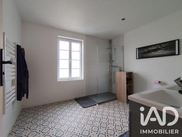 Maison à vendre 10 pièces 220 m² Aigrefeuille-d'Aunis