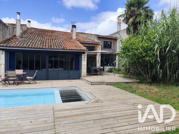 Maison à vendre 10 pièces 220 m² Aigrefeuille-d'Aunis