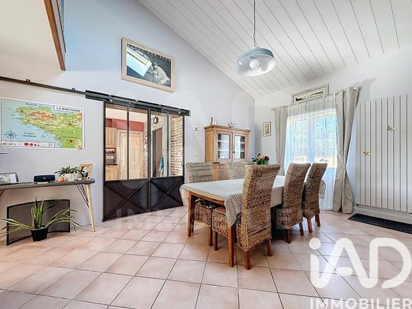 Maison à vendre 6 pièces 178 m² L'Houmeau