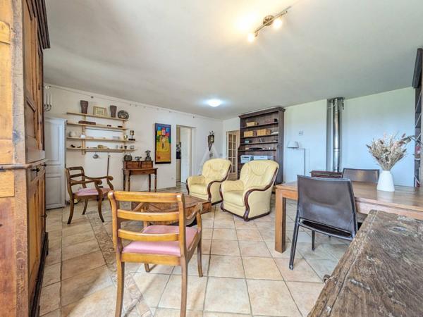 Maison béarnaise de 150 m²  À seulement quelques minutes dOrthez