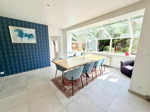 Maison à Tourcoing, 59200 - 6 pièces 180m²