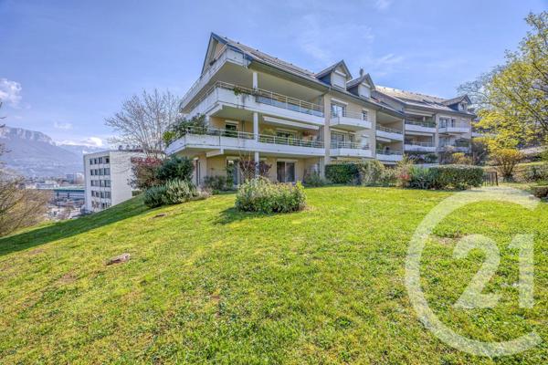 Appartement T3 à vendre  3 pièces - 71,12 m 2   CHAMBERY  - 73