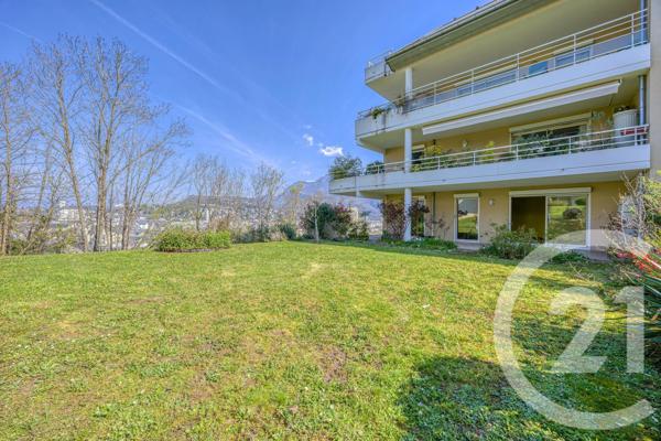 Appartement T3 à vendre  3 pièces - 71,12 m 2   CHAMBERY  - 73