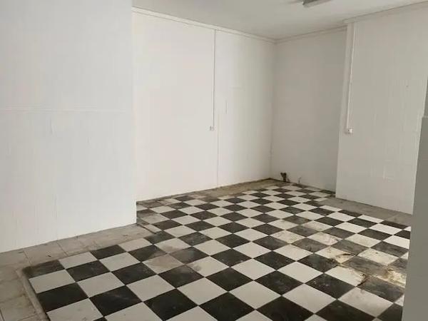 Local commercial à vendre 50m²