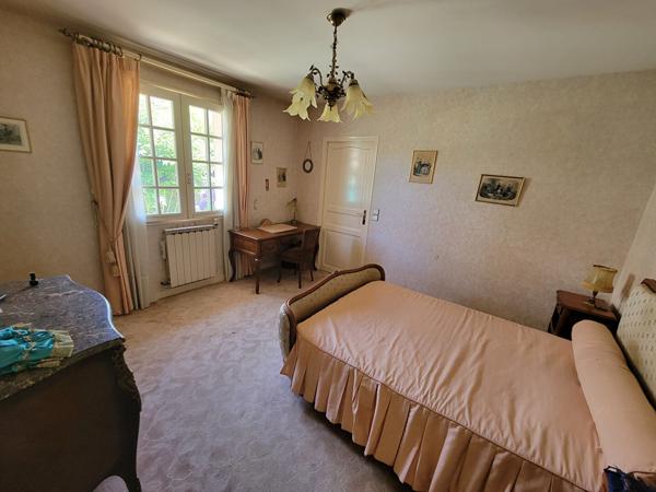 CURZAY SUR VONNE - TERRAIN + BATIMENT