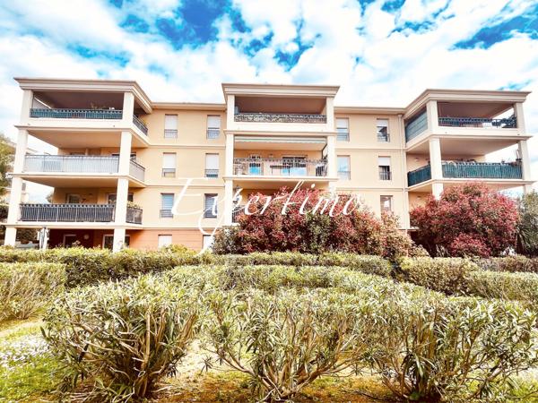 La Ciotat (13600) - DERNIER ÉTAGE ASCENSEUR -