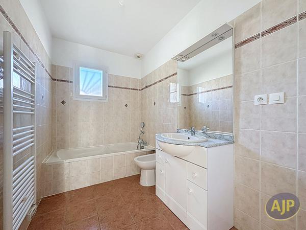 Vente maison Biganos : 389 000 € - AJP Immobilier Audenge