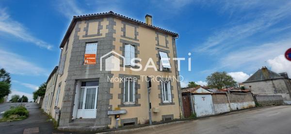 Maison d'habitation à rénover 110m², 3 chambres 730m² de terrain + dépendances.