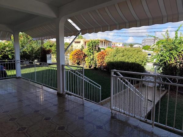 Vente Maison de ville 8 pièces 186 m2 à Le Lamentin