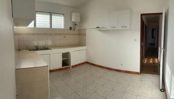 Vente Maison de ville 8 pièces 186 m2 à Le Lamentin