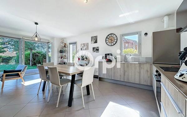 Appartement à vendre    4 pièces • 85,44 m2 Viuz-en-Sallaz