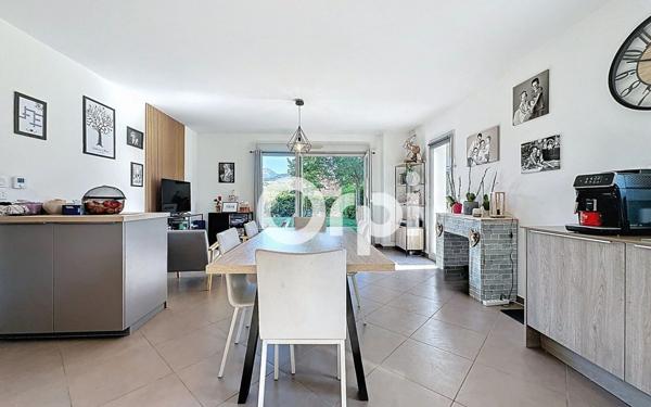 Appartement à vendre    4 pièces • 85,44 m2 Viuz-en-Sallaz