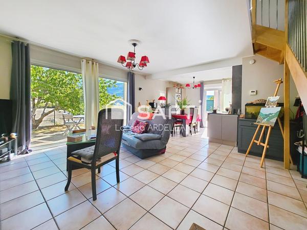 Maison t4 , renovee avec une vue ireprochable