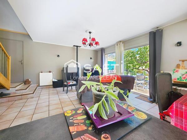 Maison t4 , renovee avec une vue ireprochable