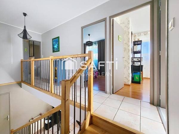 Maison t4 , renovee avec une vue ireprochable